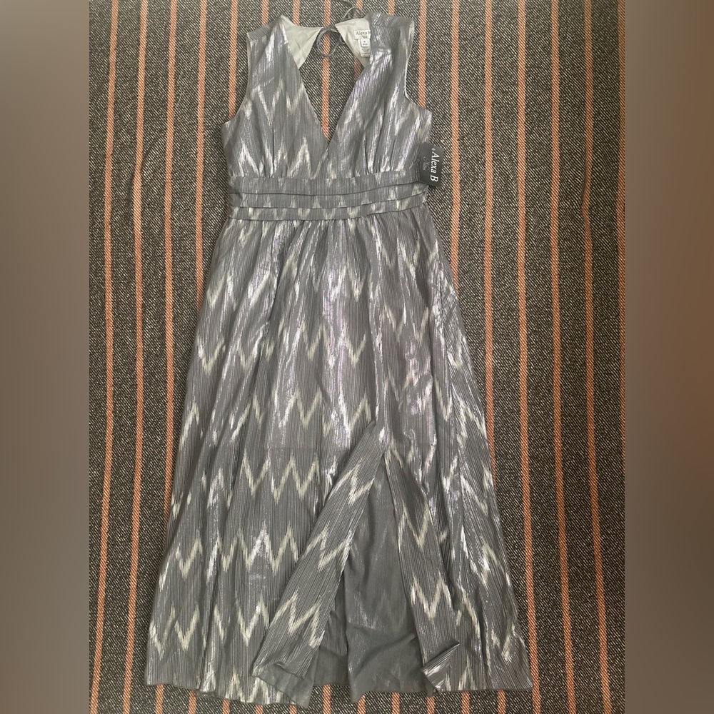 Elegant Gray Maxi Dress